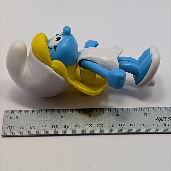 The Smurfs Smurfette Burger King Kids Meal Toy 2016 Movie Figure Promo 5.5 in - Picture 4 of 4